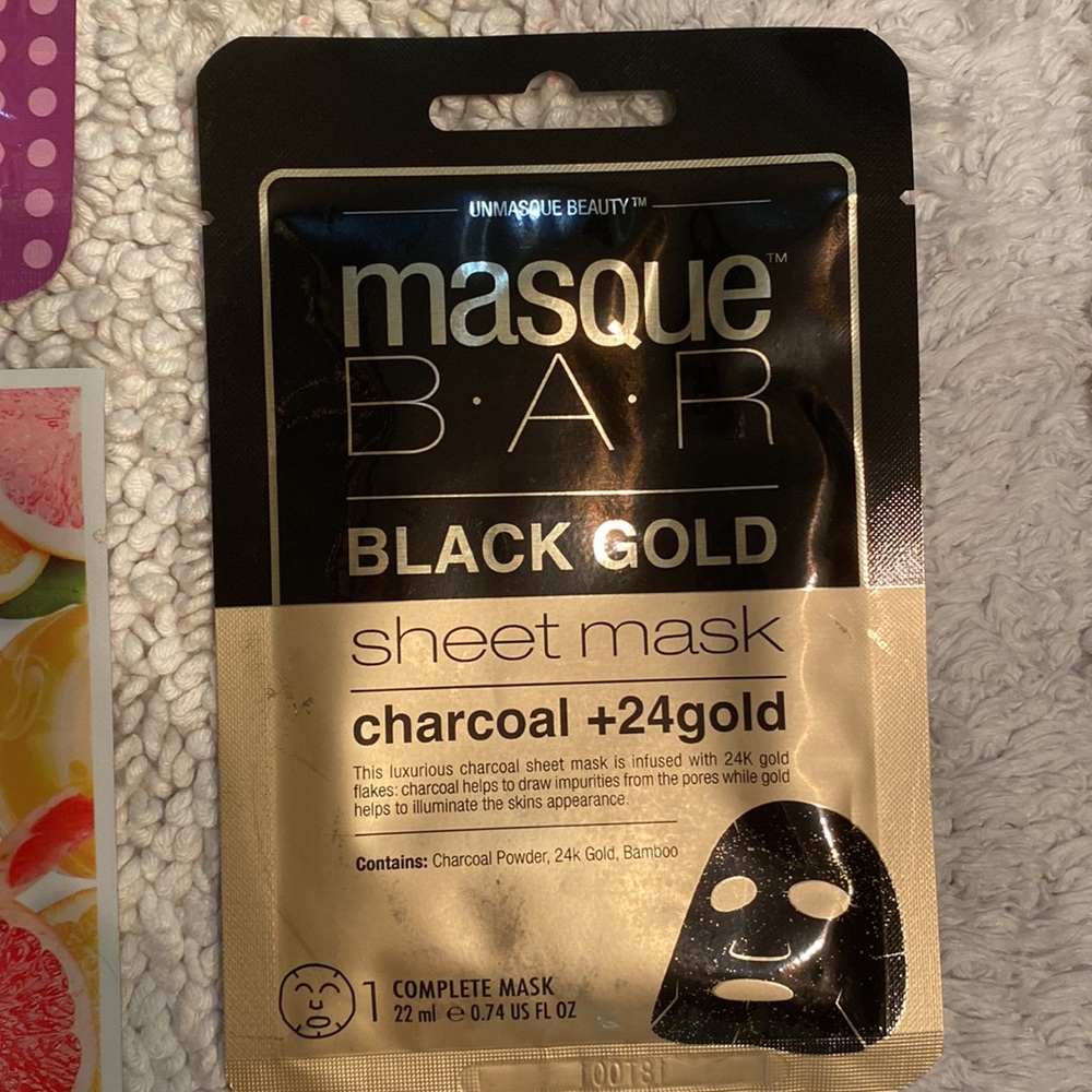 Facemask bundle!! - Picture 9 of 11